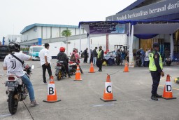 Paska Libur Hari Raya, 801 Karyawan Aice Group Di-Rapid Tes