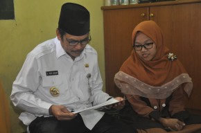 Pak Qosim Beri Apresiasi Kepada Santriwati Juara Tilawah Quran Internasional