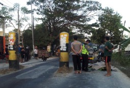 Ngantuk Saat Bermotor, Pria Mojokampung Tewas Tabrak Portal