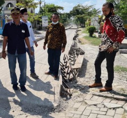 Dewan Nilai Proyek Peningkatan Jalan Sumberrejo-Kanor Dikerjakan Ngawur