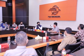 Datangi Kantor Pos Regional 7, Wagub Emil Dukung Revisi Data Penerima Bantuan