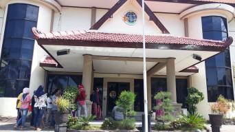 Tak Merasa Jual Tanah di Kawasan JIIPE, Ahli Waris Geruduk BPN