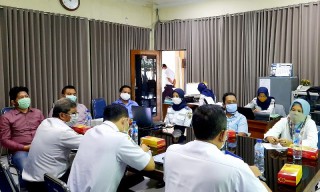 Temui Dishub, Anggota Dewan Asal Bawean Minta Penurunan Harga Tiket Kapal