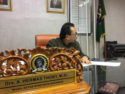 Wakil Ketua DPRD Surabaya, Thony : Wali Kota Jangan Sembarangan Mengakhiri PSBB