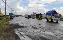 Segera Diperbaiki, Jalan Raya Cerme Tutup Tiga Bulan