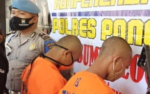 ABG 17 Tahun Digilir Dua Pria di Tengah Hutan