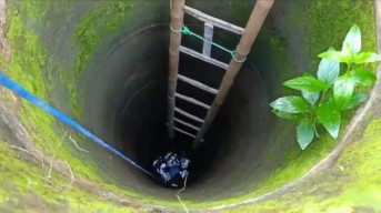 Kejar Balon Udara, Bocah SD Tercebur Sumur