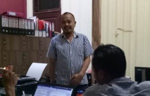 Peras Kades, Polres Probolinggo Tangkap Tangan Oknum LSM