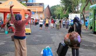 Pasien Covid-19 Yang Sembuh dan Positif di Jatim Saling Berkejaran