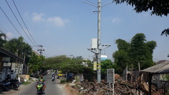 Satpol PP Ogah Robohkan Tower Bodong, Penegakkan Perda Dipertanyakan