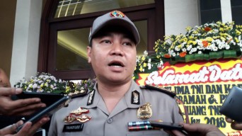 Polda Jatim Lakukan 3 T Untuk Ojol Penjemput Pasien Covid