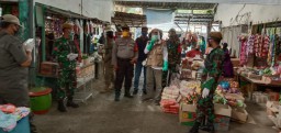 10 Pedagang Positif Covid-19, Pasar Balongpanggang Tutup