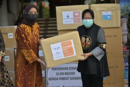 Pemkot Surabaya Dapat Sumbangan 25 Ribu Masker Medis