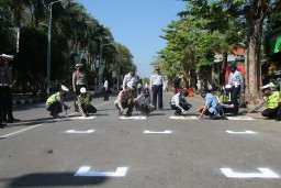 Banyak Starting Grid Mirip Arena Balap di Bojonegoro, Pengendara Motor Dilarang Kebut-Kebutan
