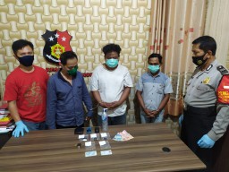 Terlibat Narkotika, Tiga Warga Watestanjung Gresik Diciduk Polisi