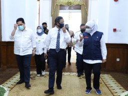 Didatangi Dua Menteri Jokowi, Gubernur Khofifah Rasakan Sesuatu Luar Biasa