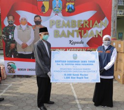 Gontor Jadi Klaster Covid-19, Forkopimda Jatim Antar Langsung Bantuan