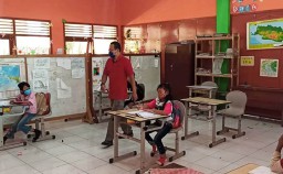 Tak Ada Sinyal, SDN Gunugsari Kota Batu Gelar Belajar Tatap Muka