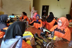 Komisi E DPRD Jatim Minta Disnakertrans Perbanyak BLK