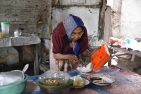 Pemkab Jember Sediakan 1.060 Paket Makan Lansia