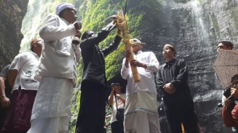 Air Terjun Madakaripura, Petirtaan Suci Patih Gajah Mada