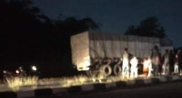 Bintang Pelajar Jombang Tewas Tabrak Truk Parkir