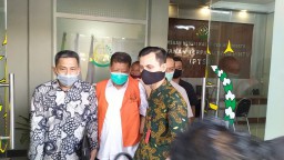 Korupsi Dana Normalisasi Sungai, Kepala Disperindag Mojokerto Dijebloskan Penjara