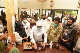 Tingkat PHK Buruh di Jatim Hanya 4 Persen, Terendah se-Jawa