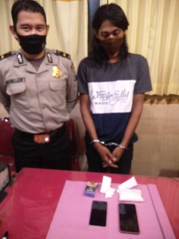Dua Tahun Karir Pria Kedamean Gresik Jadi Pengedar Pil Koplo Terbongkar Setelah Digerebek di Kos