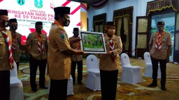 Khofifah Bertemu Gus Ipul hingga Risma, Apa yang Dibicarakan?