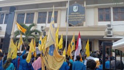 Buntut Daging Busuk untuk Warga Miskin, Mahasiswa Tuban Luruk Dinas Sosial