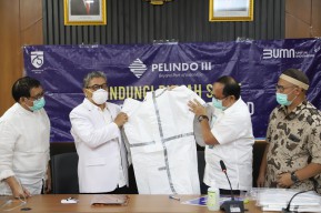 Pelindo III Salurkan APD Ke 7 RS di Surabaya dan Sidoarjo
