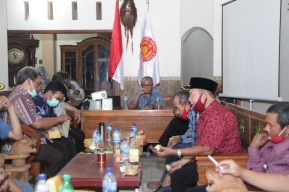 Parade Nusantara : Kelana- Dwi Astutik Pasangan Luar Biasa dan Komplit