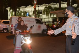 Semalam, 300 Pelanggar Protokol Kesehatan Covid-19 di Jember Disanksi