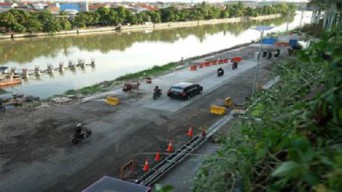 Di Surabaya, Sosok Mayat Laki-laki Juga Ditemukan Mengapung di Sungai Jembatan Baru Joyoboyo