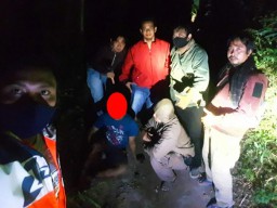 Maling Sapi Probolinggo Dapat Kenang-Kenangan Indah dari Bapak Polisi