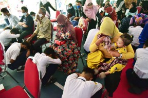 Risma Tuturi Pelajar Pengunjukrasa UU Omnimbus Law dan Disuruh Sungkem