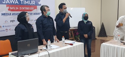 Duet Arief Rachman dan Saptini Darmaningrum Pimpin AMSI Jatim 2020-2023