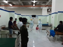 Tingkatkan Imun Pasien Covid-19 dengan Berbagi Keceriaan, Alhamdulillah Kesembuhan di Gresik Terus Melonjak