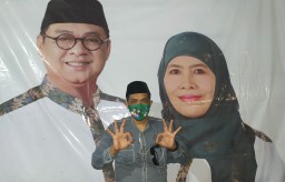 Relawan Kofifah - Emil Berjuang Untuk Paslon Nomor 3, Kelana Aprilianto - Dwi Astutik