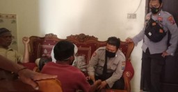 Warga Ketapang Banyuwangi Kepergok Jual Emas Palsu