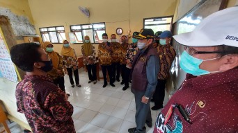 Dua SDN di Sidoarjo Gelar Sekolah Tatap Muka Karena Jaringan Internet Buruk