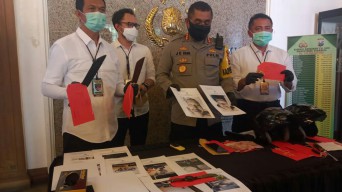 Satu Penjahat Dikirim ke Rumah Sakit, Satu Lagi Dikirim ke Rumah Duka