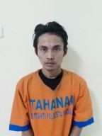 Miliki Sekarung Pil Koplo dan Baru Laku Sebotol, Pemuda Taman Sidoarjo Dicokok Polisi