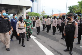 Polres Tanjung Perak Cek Kesiapan Pasukan Amankan Pilwali Surabaya