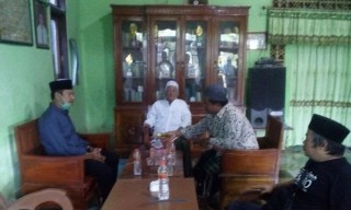 Cabup Yuhronur Janji Naikkan Insentif Guru hingga Tokoh Agama di Lamongan