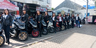 Motor Skutik Premium Terbaik Dikelasnya, Honda PCX Motore Lare Osing