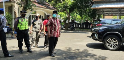 BREAKING NEWS: Warga Bangkalan Usir Wakil Bupati