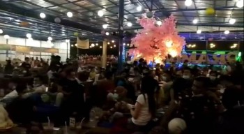 Angel Angel Tuturane, Gelar House Music di Kafe Prambanan Benjeng, Seketika Dibubarkan Satgas Covid Gresik