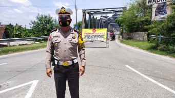 Jembatan Glendeng Masih Ditutup Untuk Roda 4